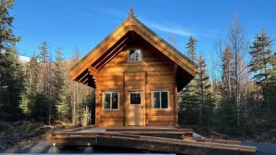 Trail River Cabin